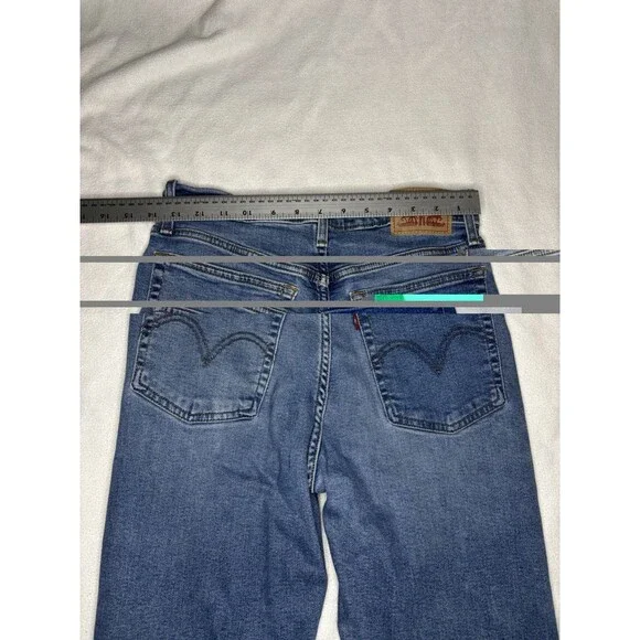 Levi’s Wedgie Straight Jeans Women 29 Medium Blue Wash High Rise Button Fly - Picture 8 of 10